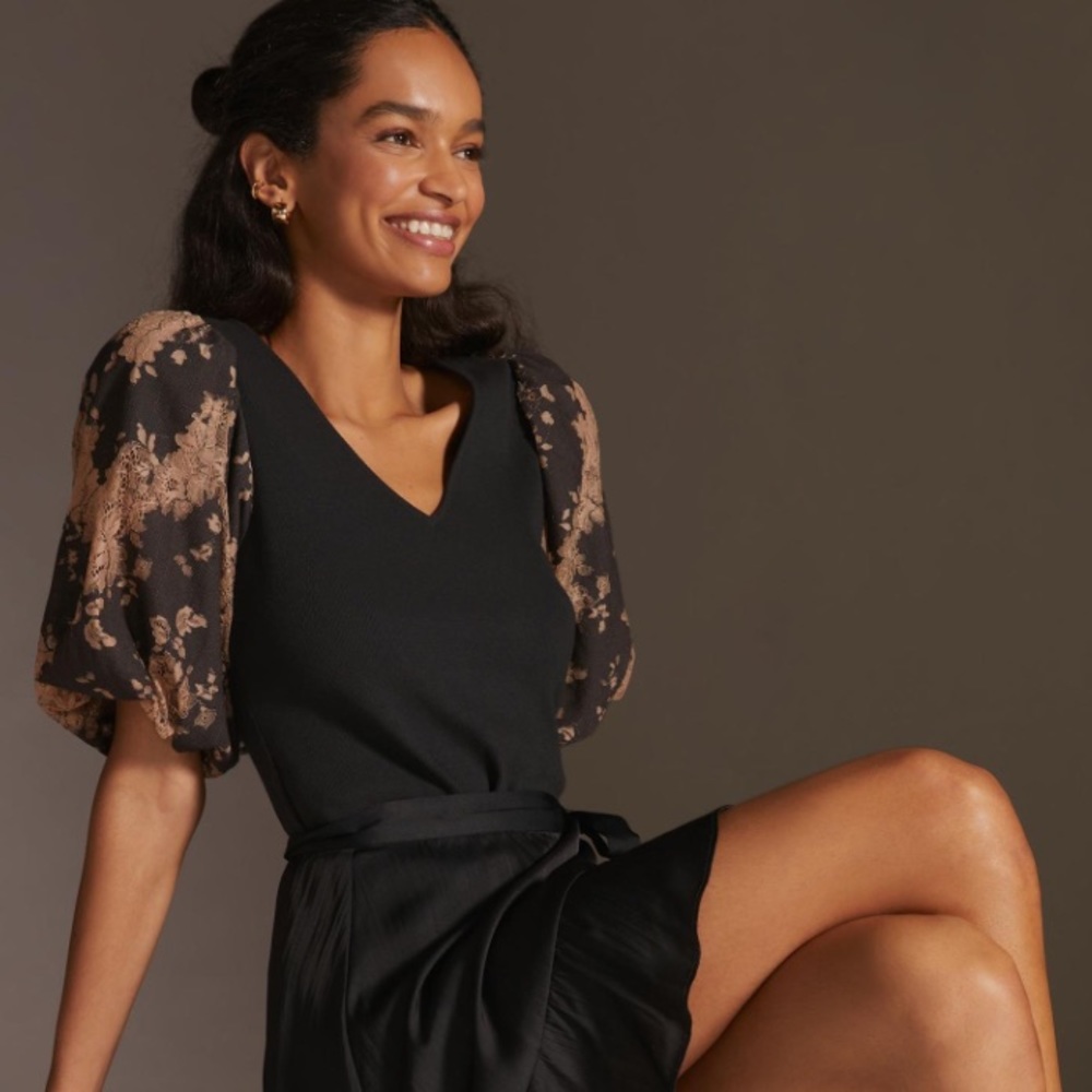 DOLAN Lace Puff-Sleeve Top